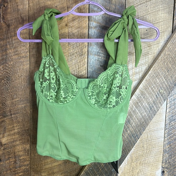 NWT Pretty Little Thing Green Khaki Lace Mesh Mix Tie Strap Corset Size 8 - Picture 1 of 8